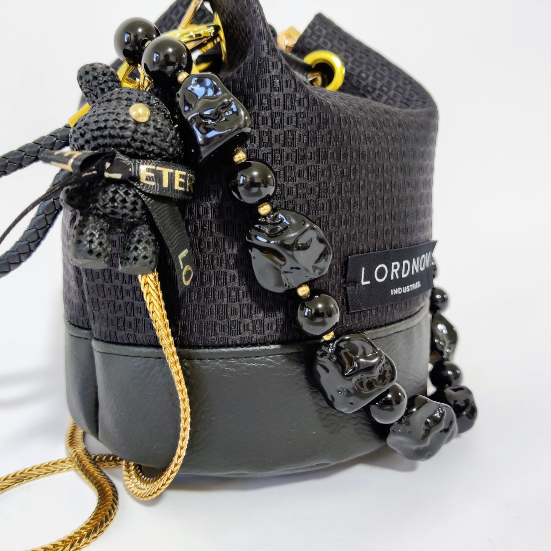 Timeless Elegance delle borse Lordnov: arte e stile senza compromessi